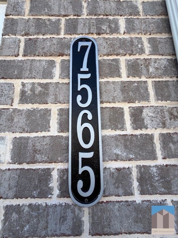 Building Photo - 7565 Knoll Hollow Rd