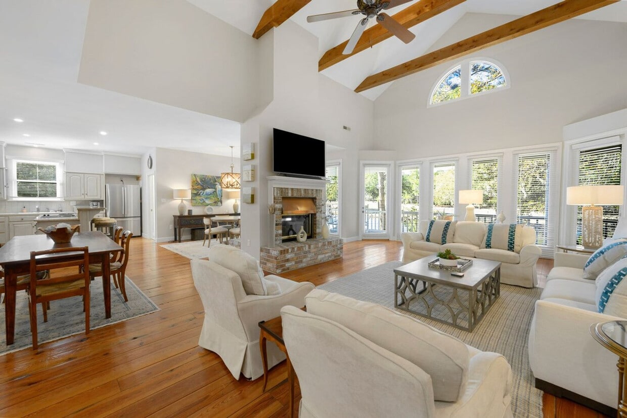 Foto principal - 125 Brandon Way