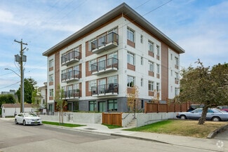 Building Photo - 565 Residences