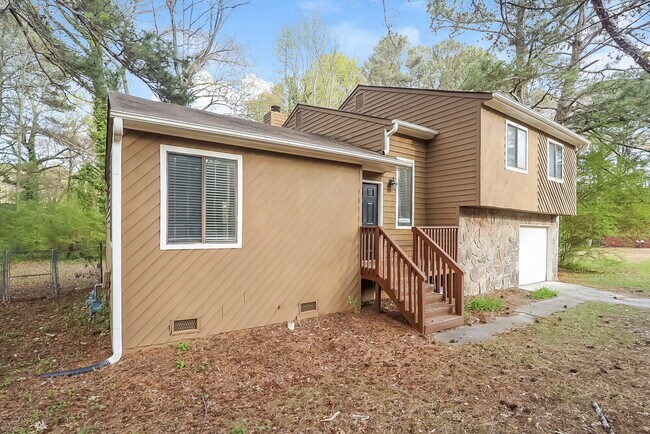 Building Photo - 6300 Beaver Creek Trail