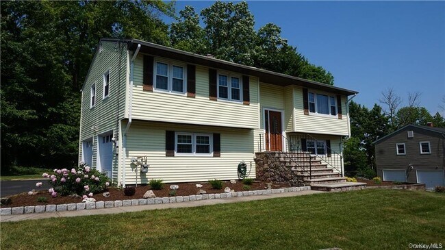 Building Photo - 2 Kasch Ct