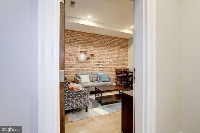 Foto del edificio - 1448 Harvard St NW