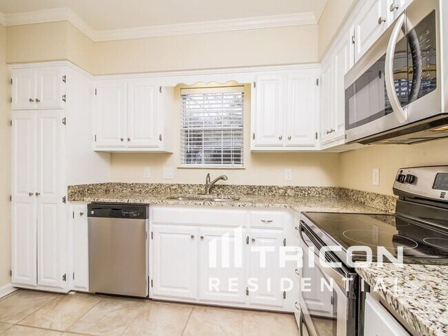 Building Photo - 304 Masterpiece Ct