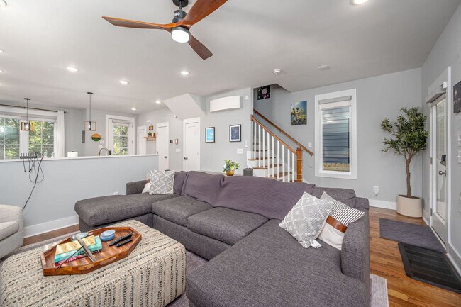 Foto del edificio - 2805 Lindbergh St