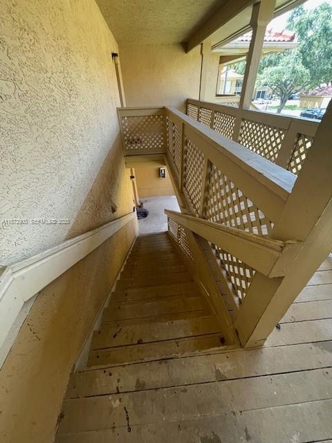 Building Photo - 4751 Via Palm Lakes