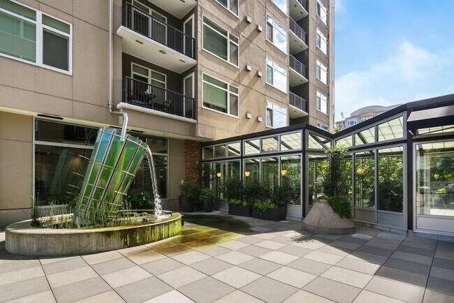 Foto del edificio - Ellington - 1 bedroom + den