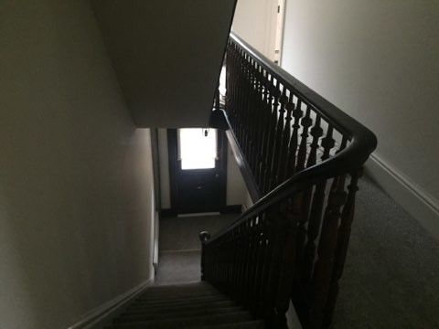 Front entrance/ Hallway - 332 E Philadelphia Ave