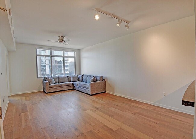 Foto del edificio - 54 Rainey St