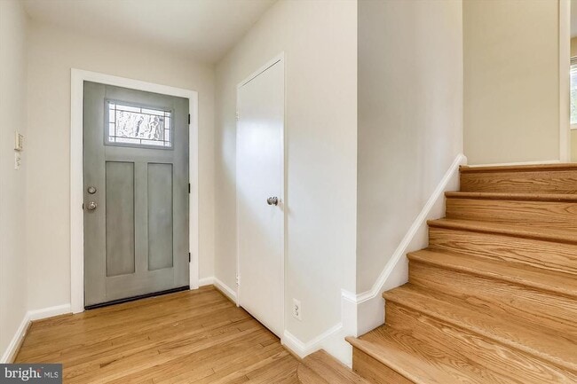 Building Photo - 4503 Traymore St