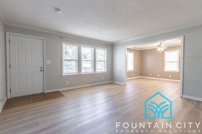 Foto del edificio - 8707 N Main St