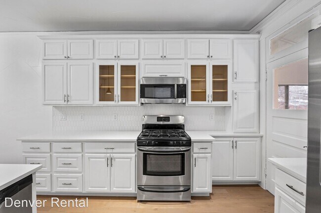 Building Photo - 1 br, 1 bath House - 569 S Pearl St