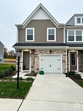 Building Photo - 553 McCormick Farm Pl