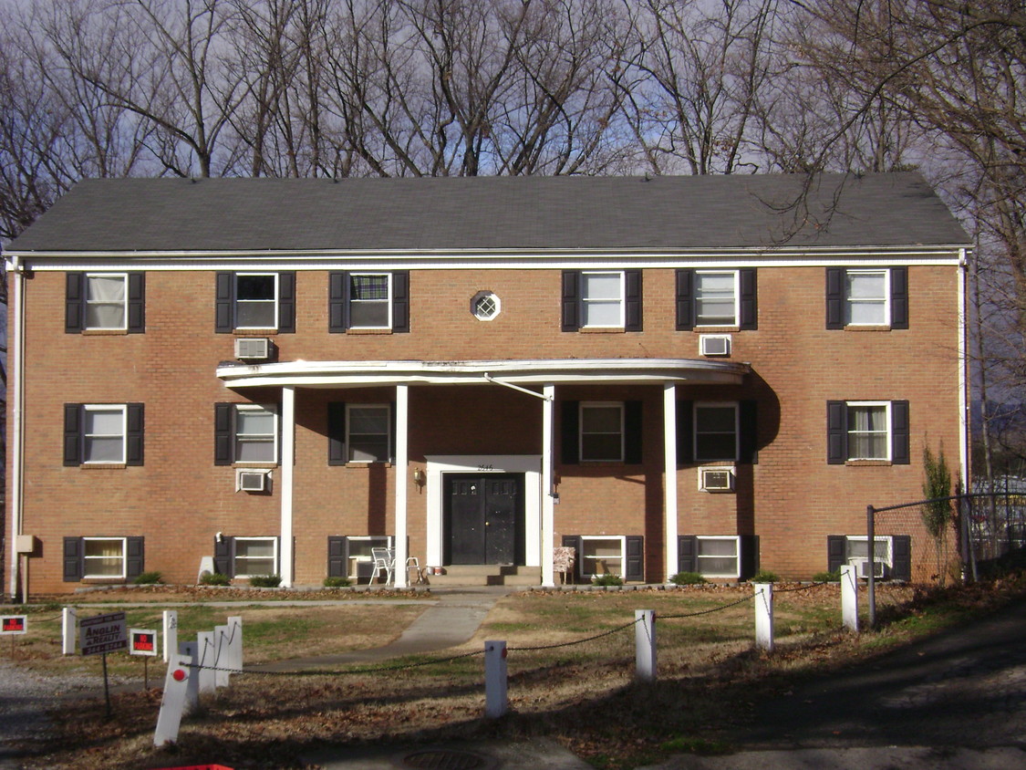 Fachada Westover Avenue Apartments - 2640 Westover Ave SW