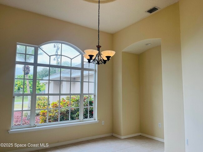 Foto del edificio - 5810 Eagle Way