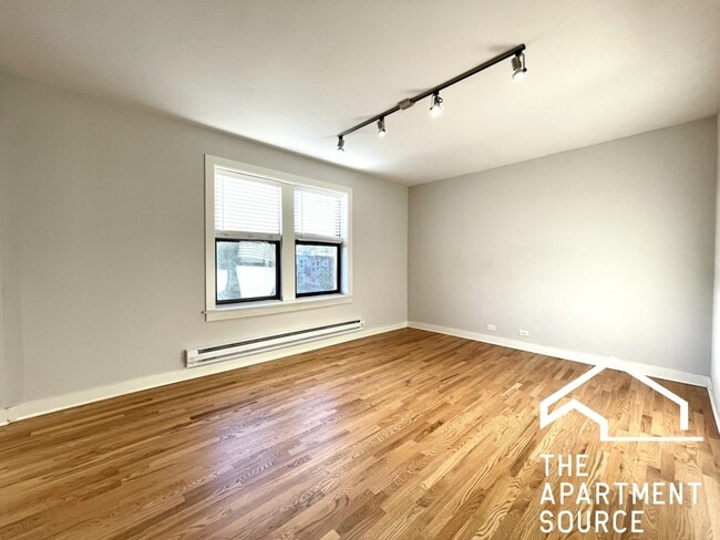 Building Photo - 2420 N Kedzie Blvd