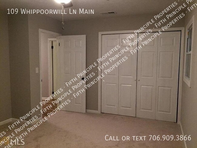 Foto del edificio - 109 Whippoorwill Ln