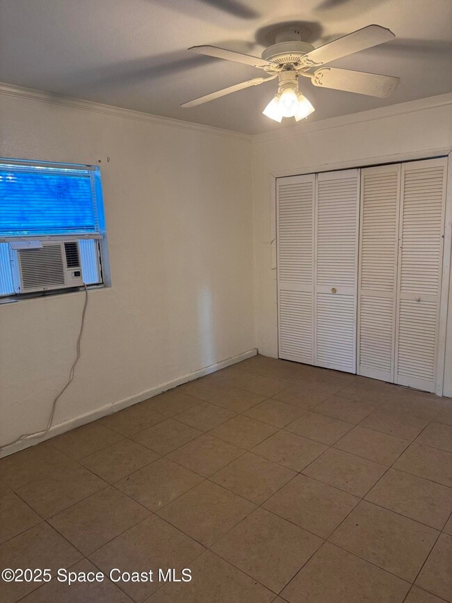 Building Photo - 358 Palm Ave