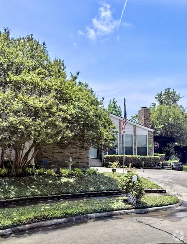 Building Photo - 2812 Prescott Dr