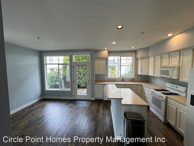 Foto del edificio - 3 br, 2.5 bath House - 11899 SE 4th PL #600