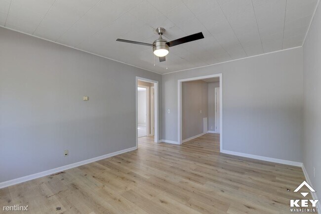 Building Photo - 2 br, 1 bath House - 319 N Saint Paul St