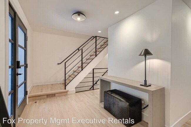 Foto del edificio - 5 br, 3.5 bath House - 2620 Iliff