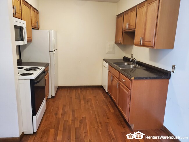 Building Photo - 1711 Northway Dr