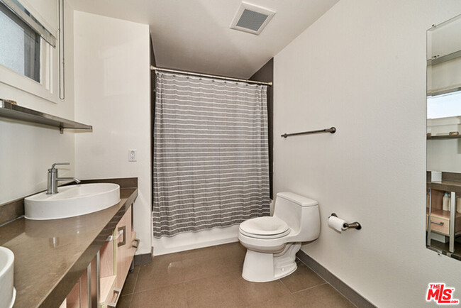 1234 Wilshire Blvd Unit 316 photo'