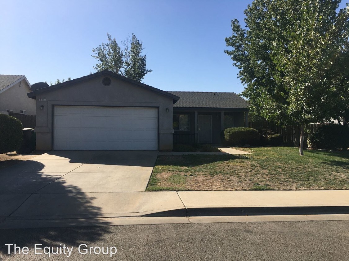 Primary Photo - 525 E Olivewood Ave