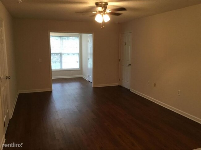 Foto del edificio - 2002 Technology Woods Dr