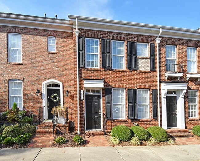 Photo - 8643 Beaver Creek Dr Townhome