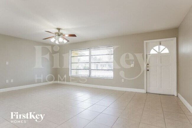 Foto del edificio - 9540 NW 25th St