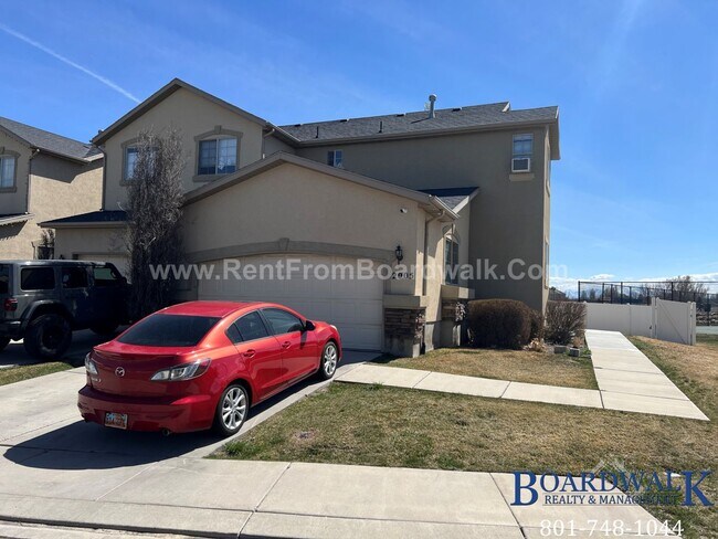 Building Photo - Large 5 Bedroom End Unit Townhouse in Lehi!