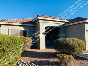 Building Photo - 664 W Silver Reef Ct