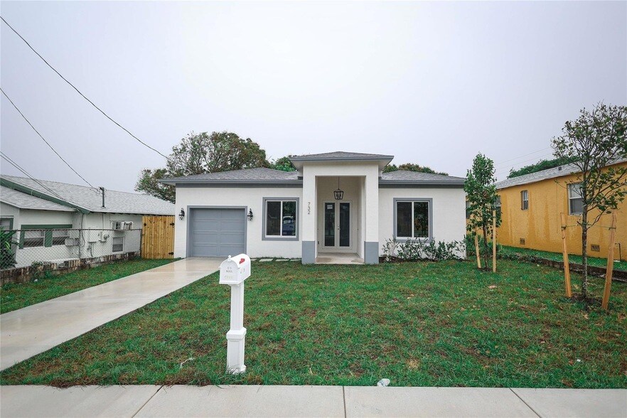 Foto principal - 732 19th St