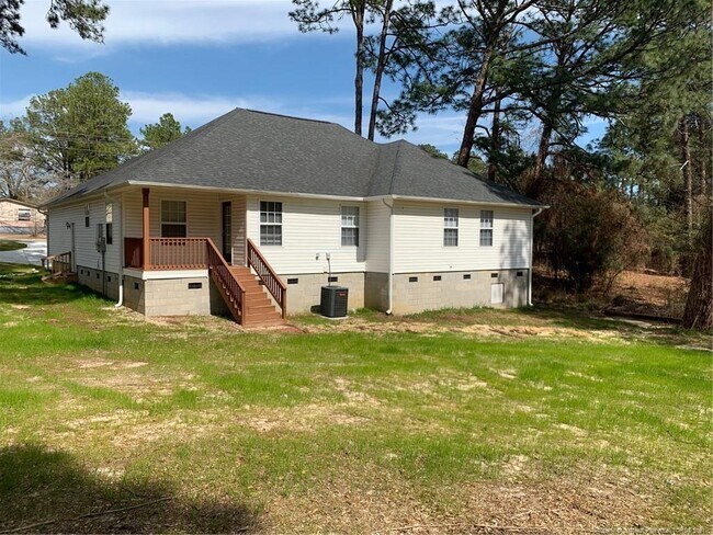 Building Photo - 737 McArthur Rd