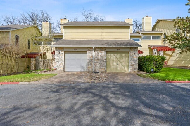 Building Photo - 512 Eberhart Ln