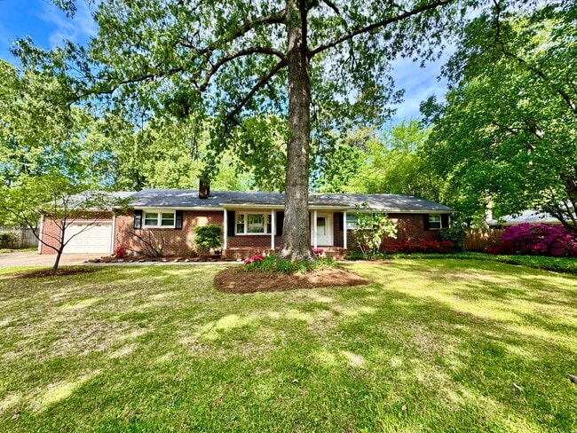 Photo - Recently Updated 4-Bedroom Ranch Home w/a 2 Bedroom Guest Cottage! Ready 05-01-26! Pet Friendly Home