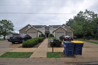 Building Photo - 449 Woolf Rd