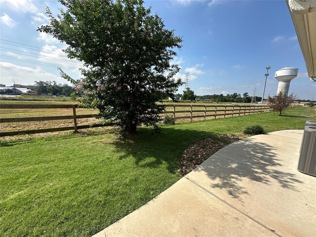 Building Photo - 21155 Gosling Rd