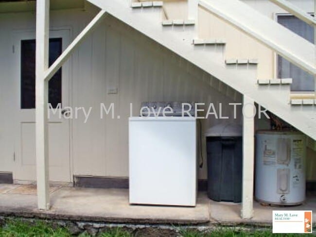 Building Photo - 74 Kai Opua St