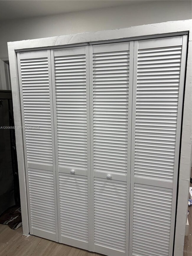 Building Photo - 1631 NW 29th Ave