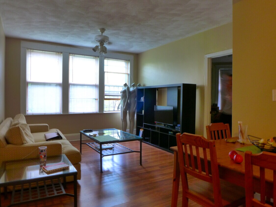 Primary Photo - 17 Melton Rd