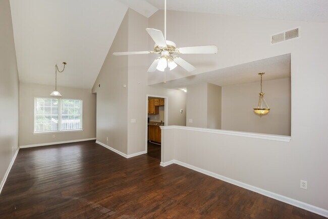 Foto del edificio - 1958 Slate Rd