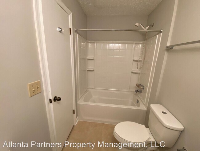 Building Photo - 438 Peachtree Ridge Ct NW