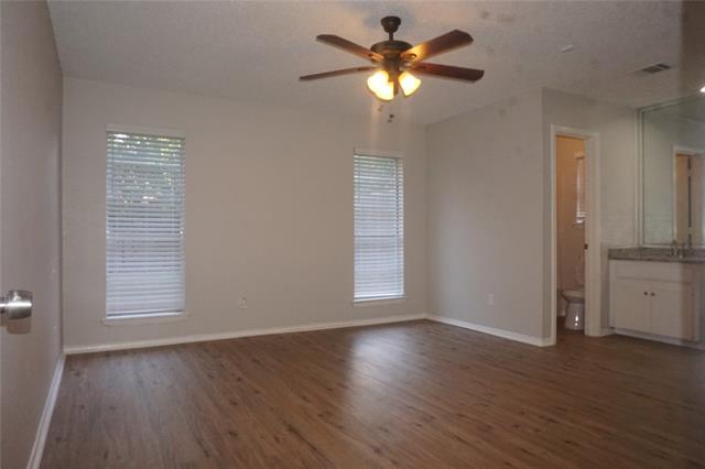 Foto del edificio - 4704 Aspen Way
