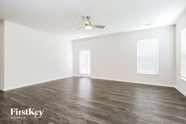 Building Photo - 446 Yoshino Cherry Dr