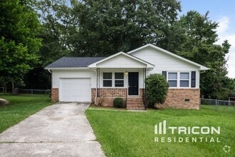 Building Photo - 504 Thyme Dr