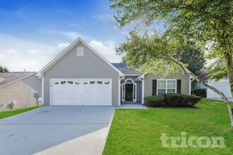 Building Photo - 10622 Cherry Cove