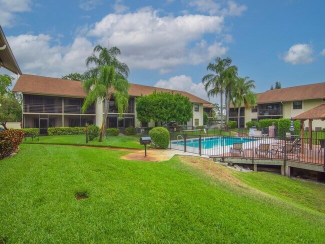 Foto del edificio - 1871 SW Palm City Rd