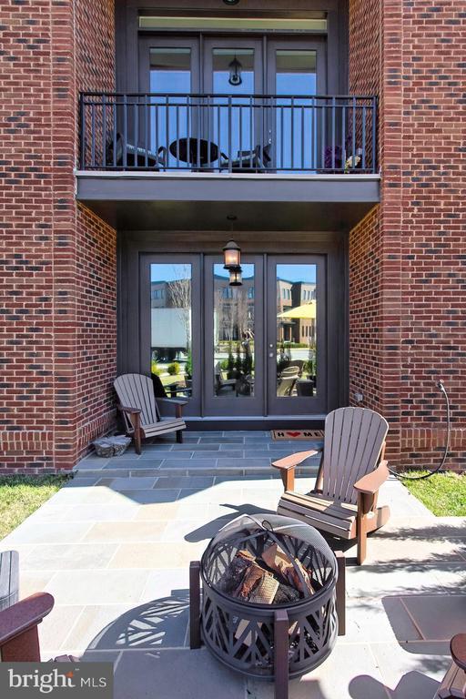 Building Photo - 23109 Cottonwillow Sq